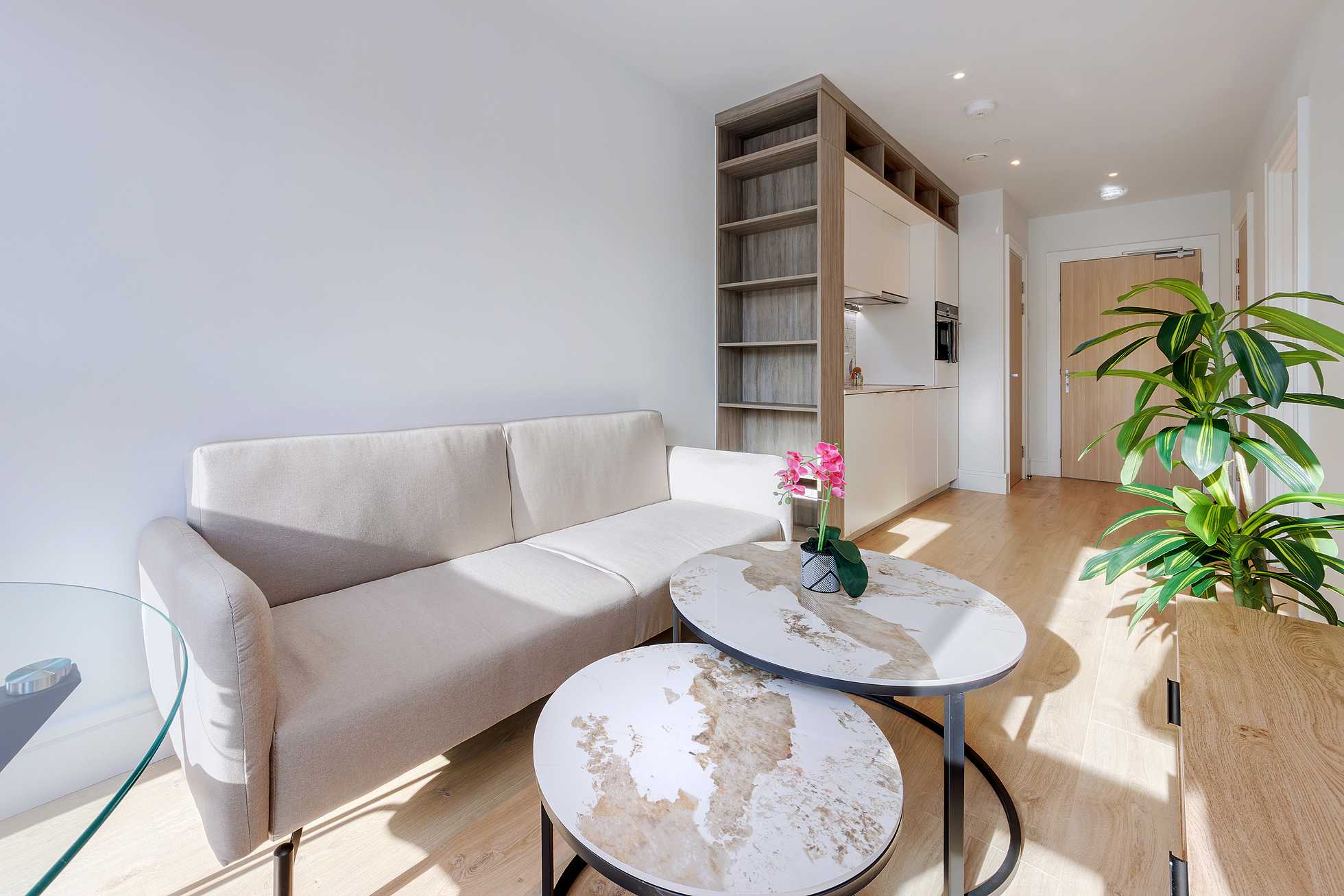 Flat 51, Coombe Hill House, Beverley Way - apartment 1